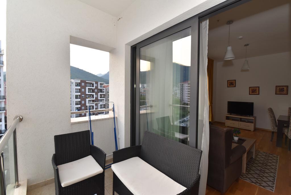 Lux Kristina * Budva